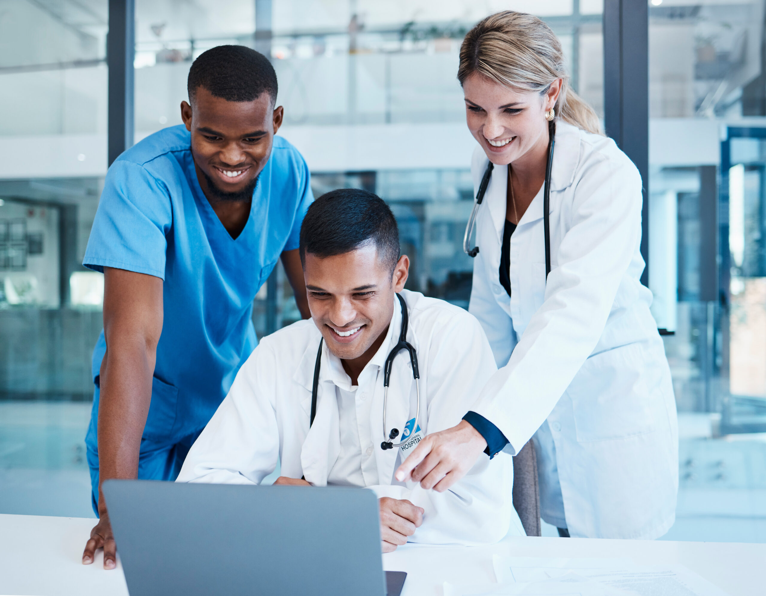 doctors-medical-professionals-or-healthcare-worke